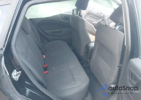 2019 Ford Fiesta Se z USA, uszkodzony, nr VIN 3FADP4EJ6KM105587